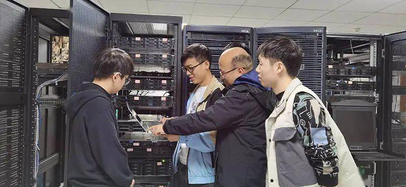 清华团队夺SC超算大赛4连冠！华中科大斩获「图计算」2项世界第一，计算机系统显神威
